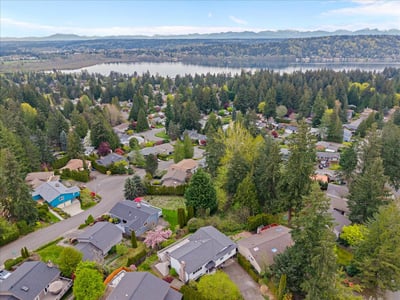 16813 NE 33rd St, Bellevue, WA