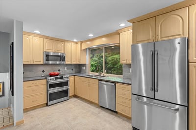 17013 NE 18th St, Bellevue, WA