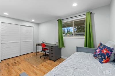17013 NE 18th St, Bellevue, WA