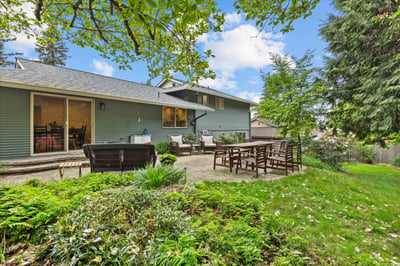 17013 NE 18th St, Bellevue, WA