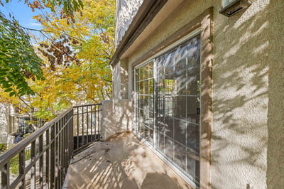24143 Del Monte Drive, #284, Valencia, CA