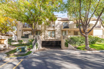 24143 Del Monte Drive, #284, Valencia, CA