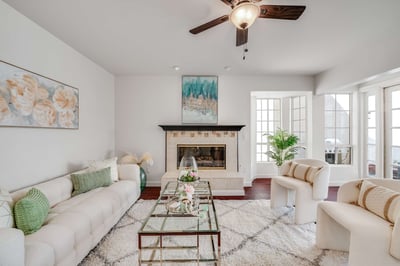 2 Windjammer Ct, Long Beach, CA