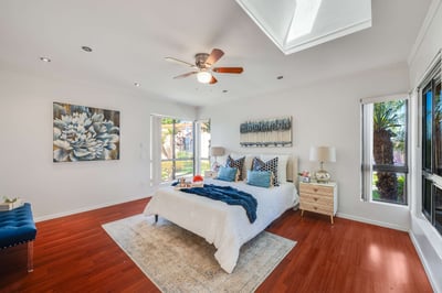 2 Windjammer Ct, Long Beach, CA