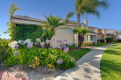 2 Windjammer Ct, Long Beach, CA