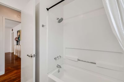 2549 Bomberry St, Lakewood, CA
