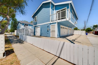 3304 Lewis Ave, Signal Hill, CA