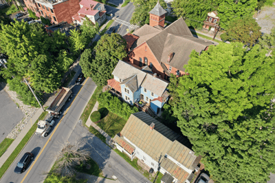 17 Van Dam St, Saratoga Springs, NY