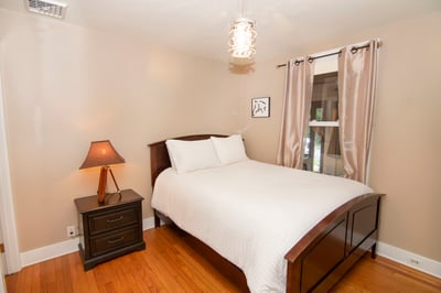 2 Ritchie Place, Saratoga Springs, NY