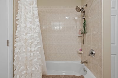 48 Phillips Rd, #12, Holden, MA