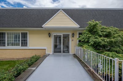 48 Phillips Rd, #12, Holden, MA