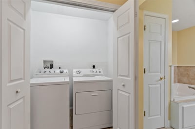 20 Victoria Dr, Leicester, MA