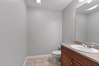 20 Victoria Dr, Leicester, MA