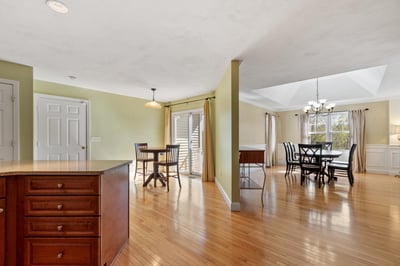 20 Victoria Dr, Leicester, MA