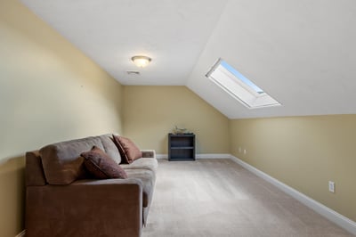 20 Victoria Dr, Leicester, MA
