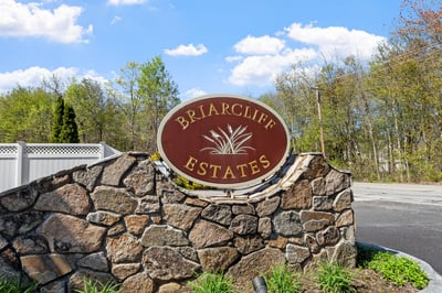 20 Victoria Dr, Leicester, MA