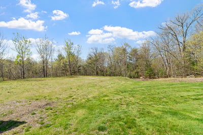 20 Victoria Dr, Leicester, MA