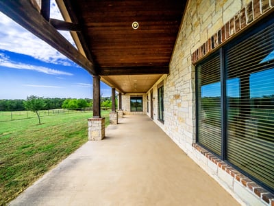 LARGE COVERED FRONT PORCH