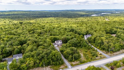 280 Daisywood Dr, Hammonds Plains, NS