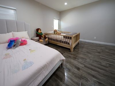 11045 Califa Street, `, North Hollywood, CA