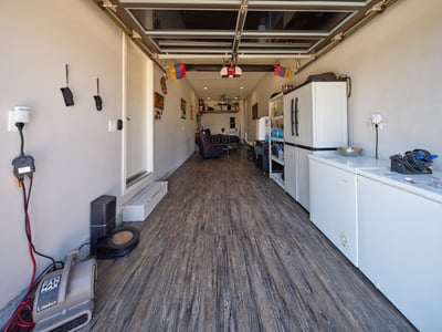11045 Califa Street, `, North Hollywood, CA