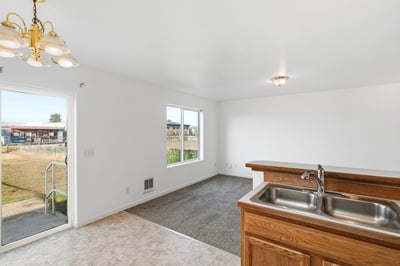 1613 E COEUR D ALENE AVE A & B, Post Falls, ID