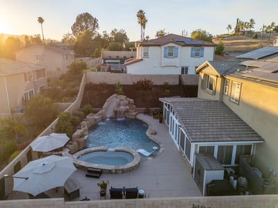 2077 Del Rincon Place, Escondido, CA