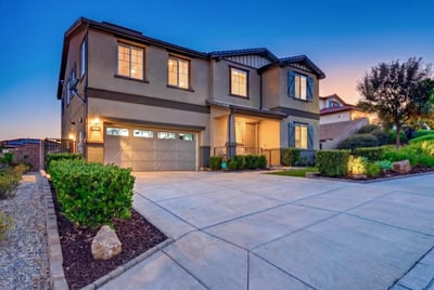 2077 Del Rincon Place, Escondido, CA
