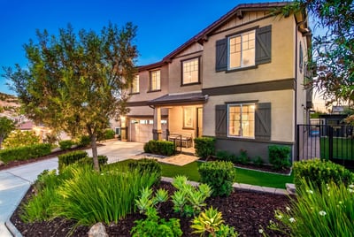 2077 Del Rincon Place, Escondido, CA