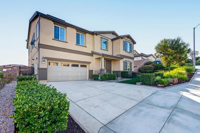 2077 Del Rincon Place, Escondido, CA