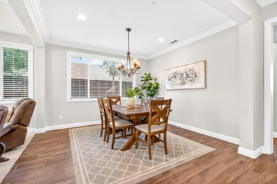 2077 Del Rincon Place, Escondido, CA