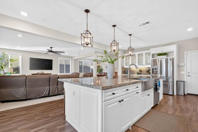 2077 Del Rincon Place, Escondido, CA