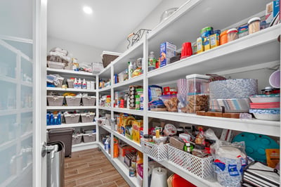 2077 Del Rincon Place, Escondido, CA
