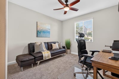 2077 Del Rincon Place, Escondido, CA