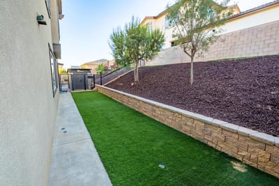 2077 Del Rincon Place, Escondido, CA