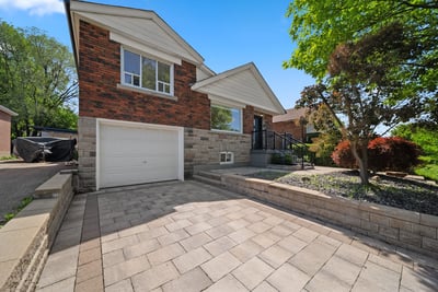 69 Squires Ave, Toronto, ON