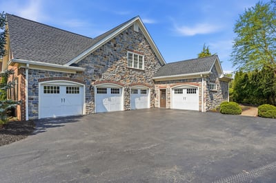 103 Destinaire Drive, New Wilmington, PA