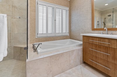6202 Providence Country Club Dr, Charlotte, NC