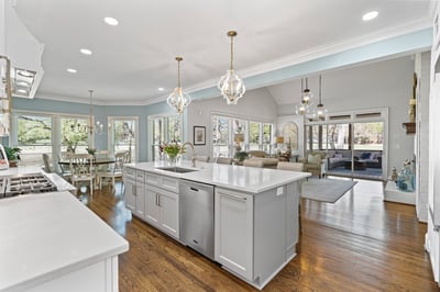 6202 Providence Country Club Dr, Charlotte, NC