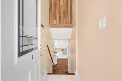 475 Melbourne Avenue, Ottawa, ON