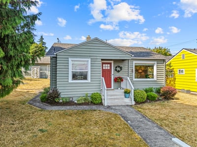 3708 Oakes Ave, Everett, WA