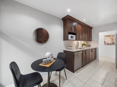 19 Shoreland Cres., Scarborough, ON