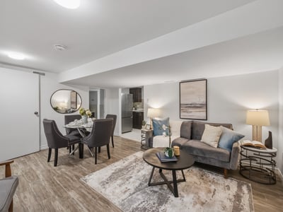 19 Shoreland Cres., Scarborough, ON