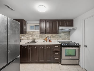 19 Shoreland Cres., Scarborough, ON