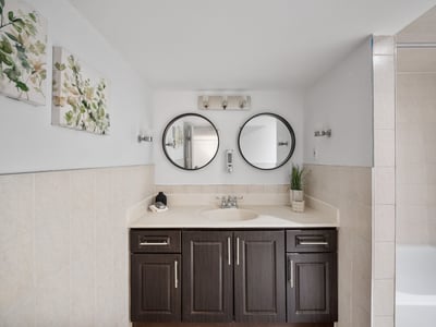 19 Shoreland Cres., Scarborough, ON