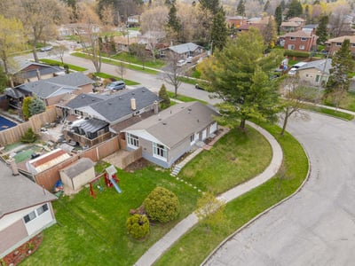 19 Shoreland Cres., Scarborough, ON