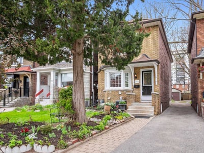 144 Floyd Ave., East York, ON