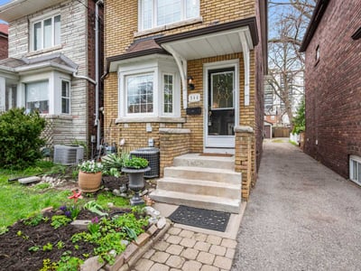 144 Floyd Ave., East York, ON