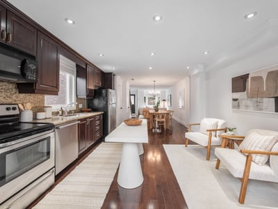 144 Floyd Ave., East York, ON