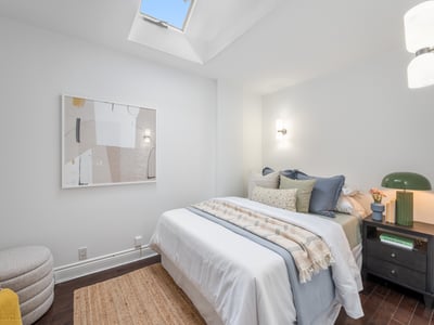 144 Floyd Ave., East York, ON